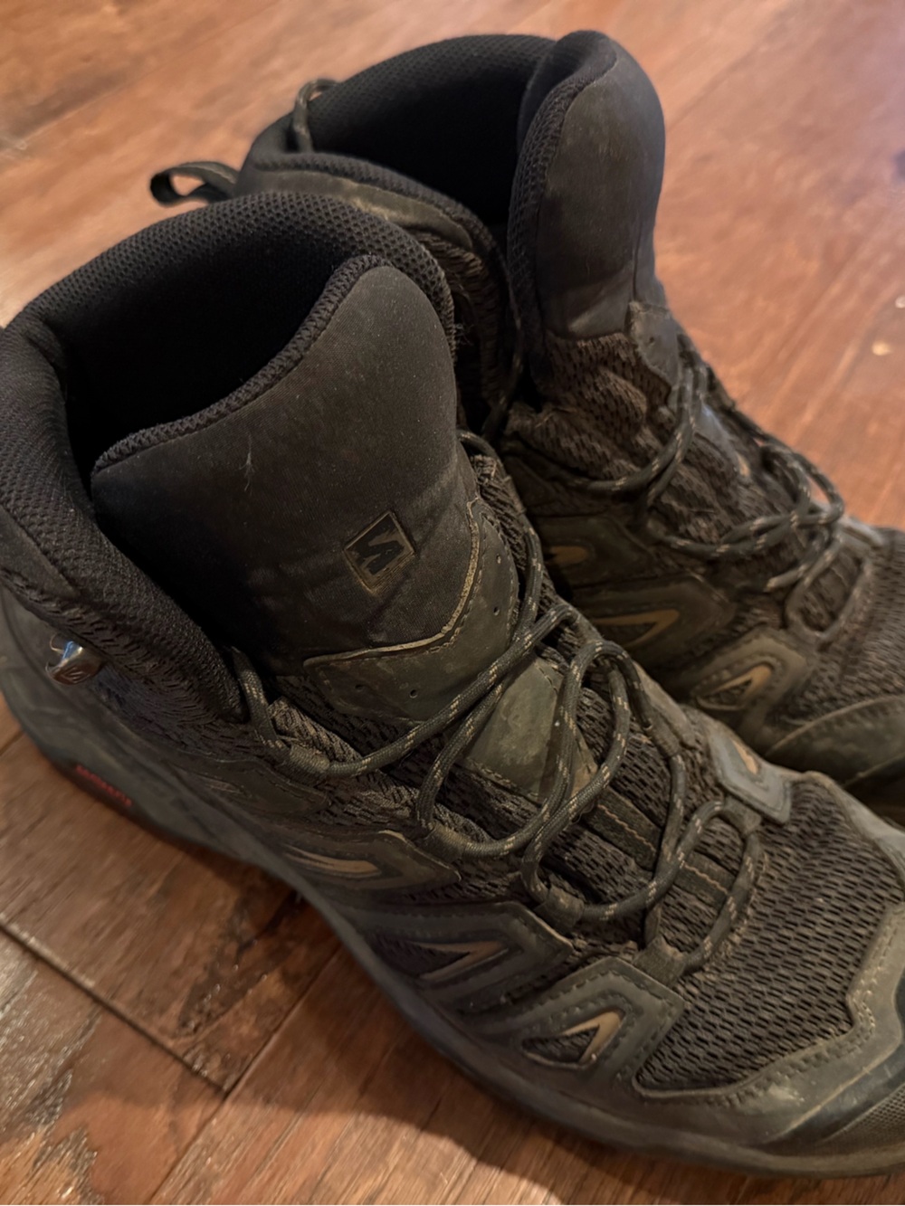 Salomon Men’s hiking boots